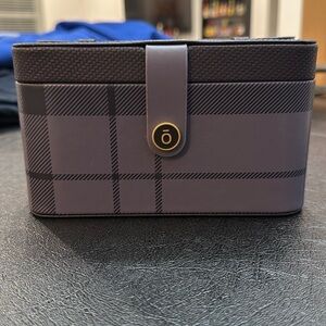 Doterra Essential Oil Travel Case - Holds 15 15ml bottles or Rollers NWOT